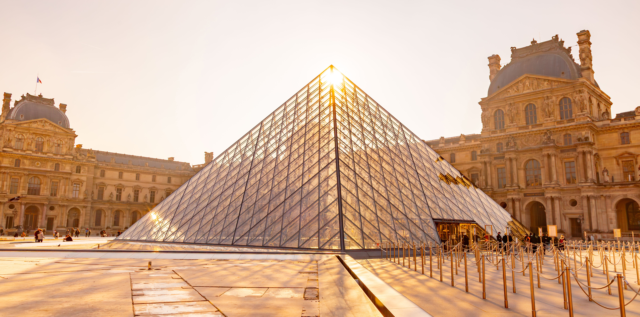 Pyramide louvre